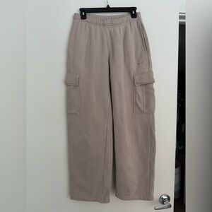 Aritzia Cozy Fleece Cargo Sweatpants